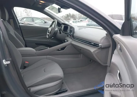 2025 Hyundai Elantra Sel Sport z USA, uszkodzony, nr VIN KMHLM4DG5SU061836